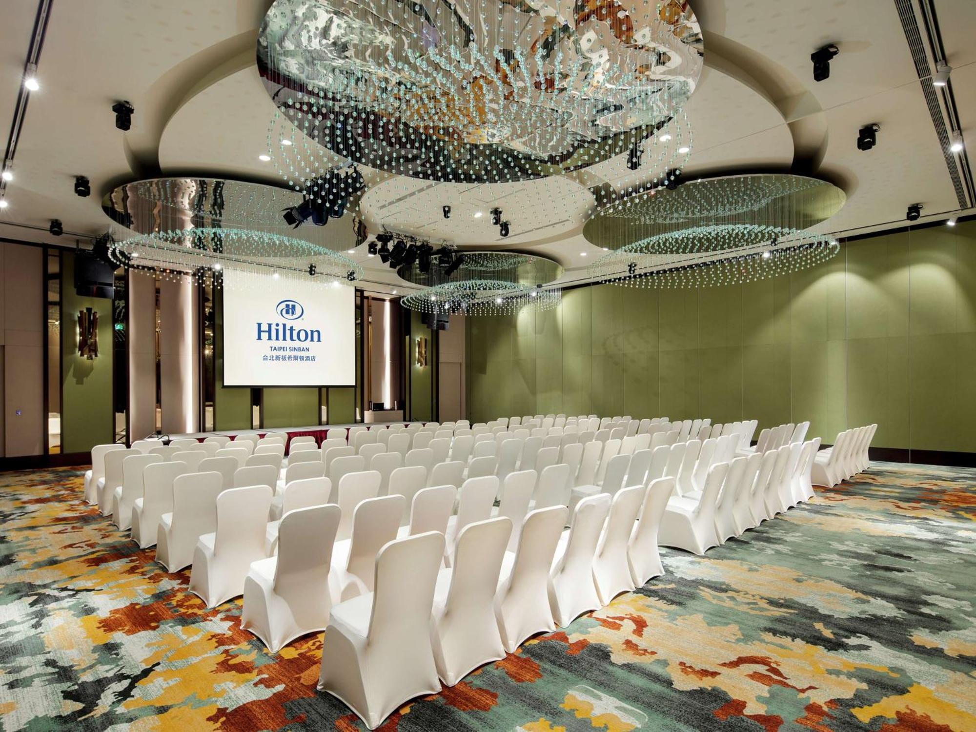 ฮิลตัน ไทเป ซินปัน Hotel New Taipei City ภายนอก รูปภาพ