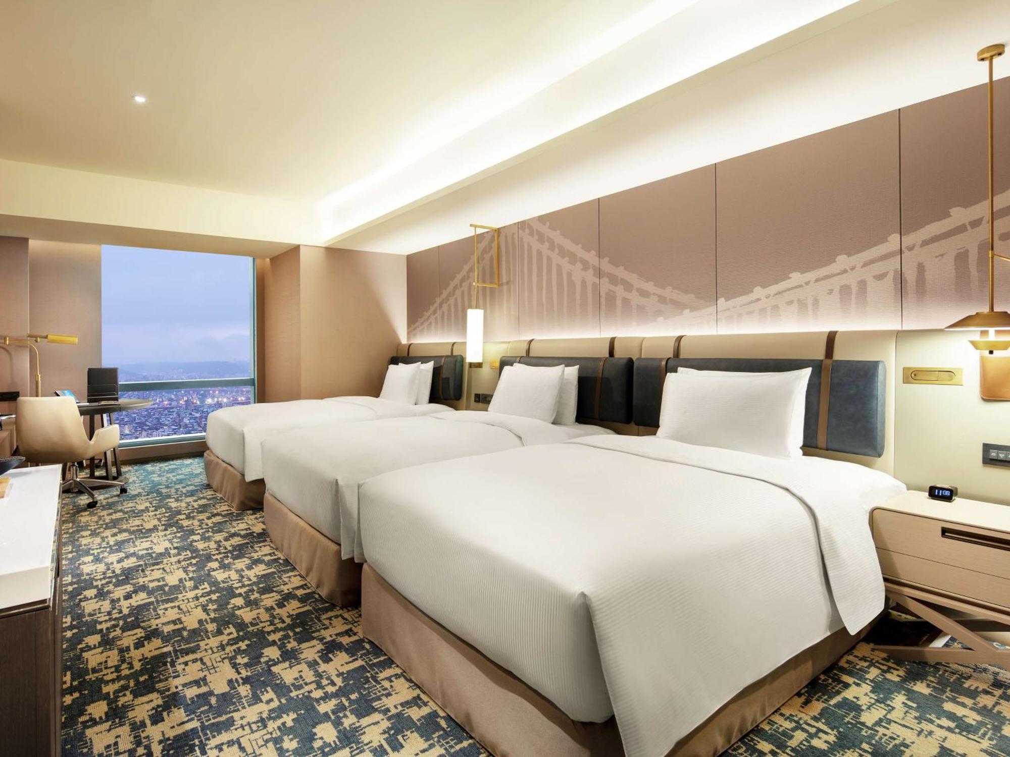 ฮิลตัน ไทเป ซินปัน Hotel New Taipei City ภายนอก รูปภาพ