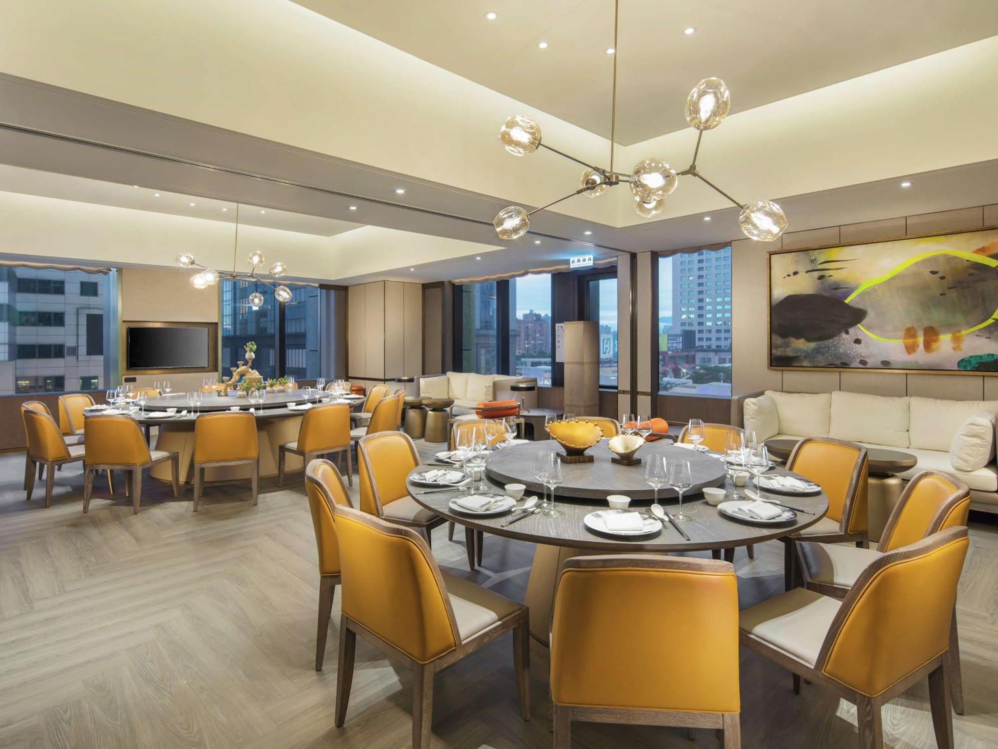 ฮิลตัน ไทเป ซินปัน Hotel New Taipei City ภายนอก รูปภาพ